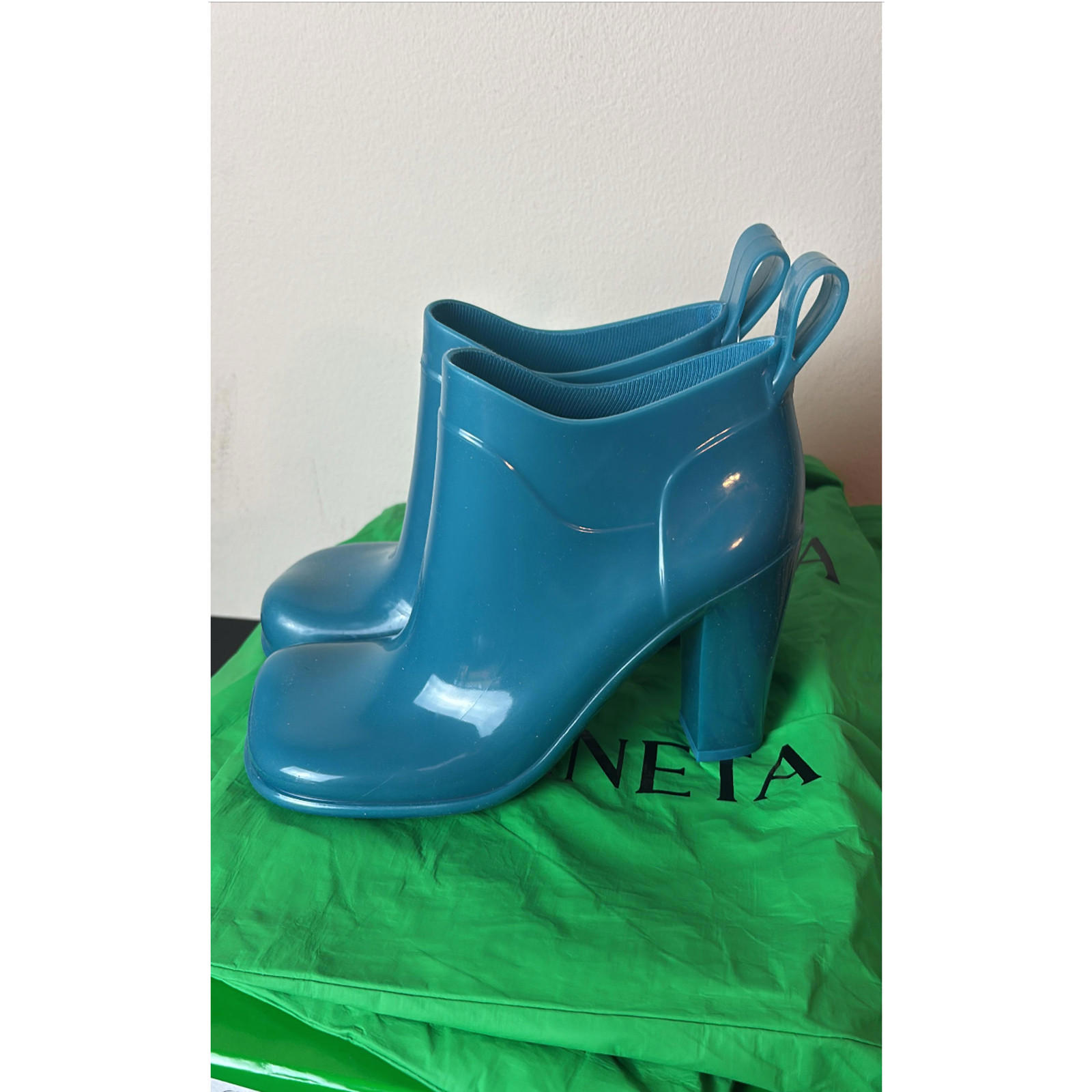 Bottega Veneta Puddle Rain Boots, $890 New, It 37, Us 7, Slight Scuffs, S73